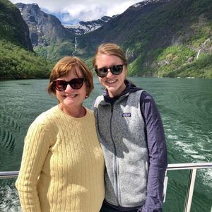 Meet your Posher, Emily